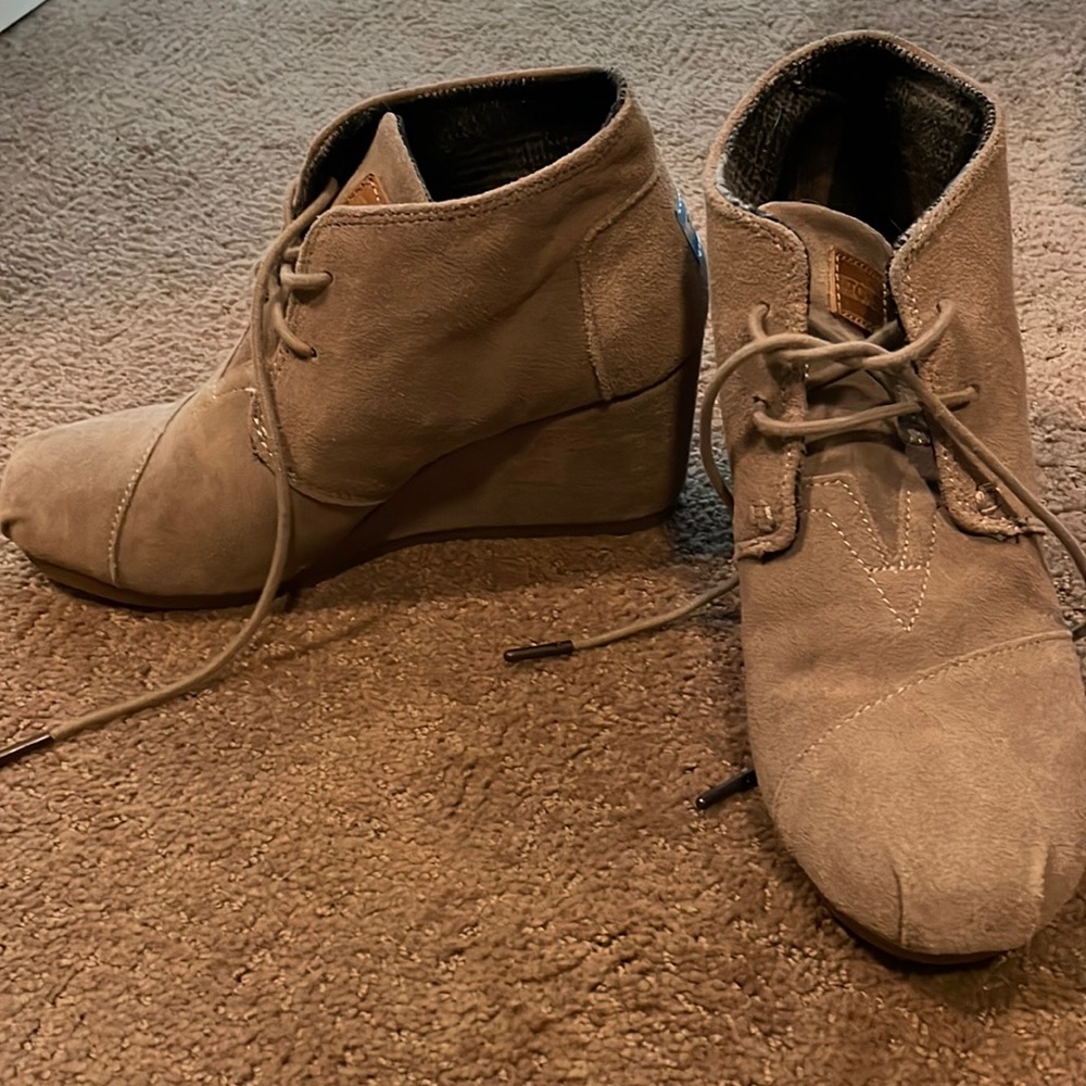 Toms wedge booties. Size 7.5. Only worn a few times.